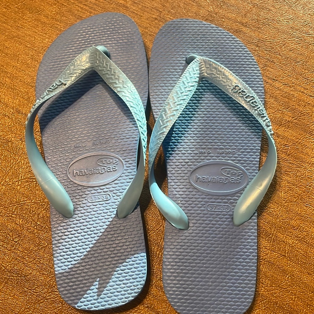 Havaianas Fit Flops…Great condition!